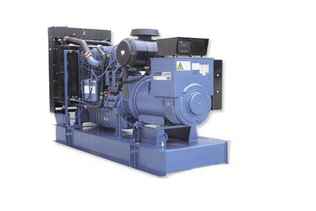 珀金斯發電機組安裝前搬運、開箱和劃線定位工作